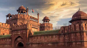 दिल्ली के लाल किले में घुसपैठ की कोशिश 5 अवैध बांग्लादेशी अरेस्ट लापरवाही के आरोप में 7 पुलिसकर्मी सस्पेंड