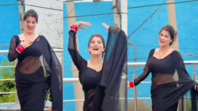 Bhabhi Dance छत पर देसी भाभी ने डांस से बनाया ऐसा माहौल देखकर पुर्जा-पुर्जा हिल जाएगा