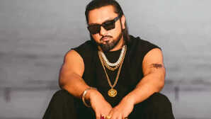 मशहूर पंजाबी सिंगर Yo Yo Honey Singh और Karan Aujla विवाद में घिरे