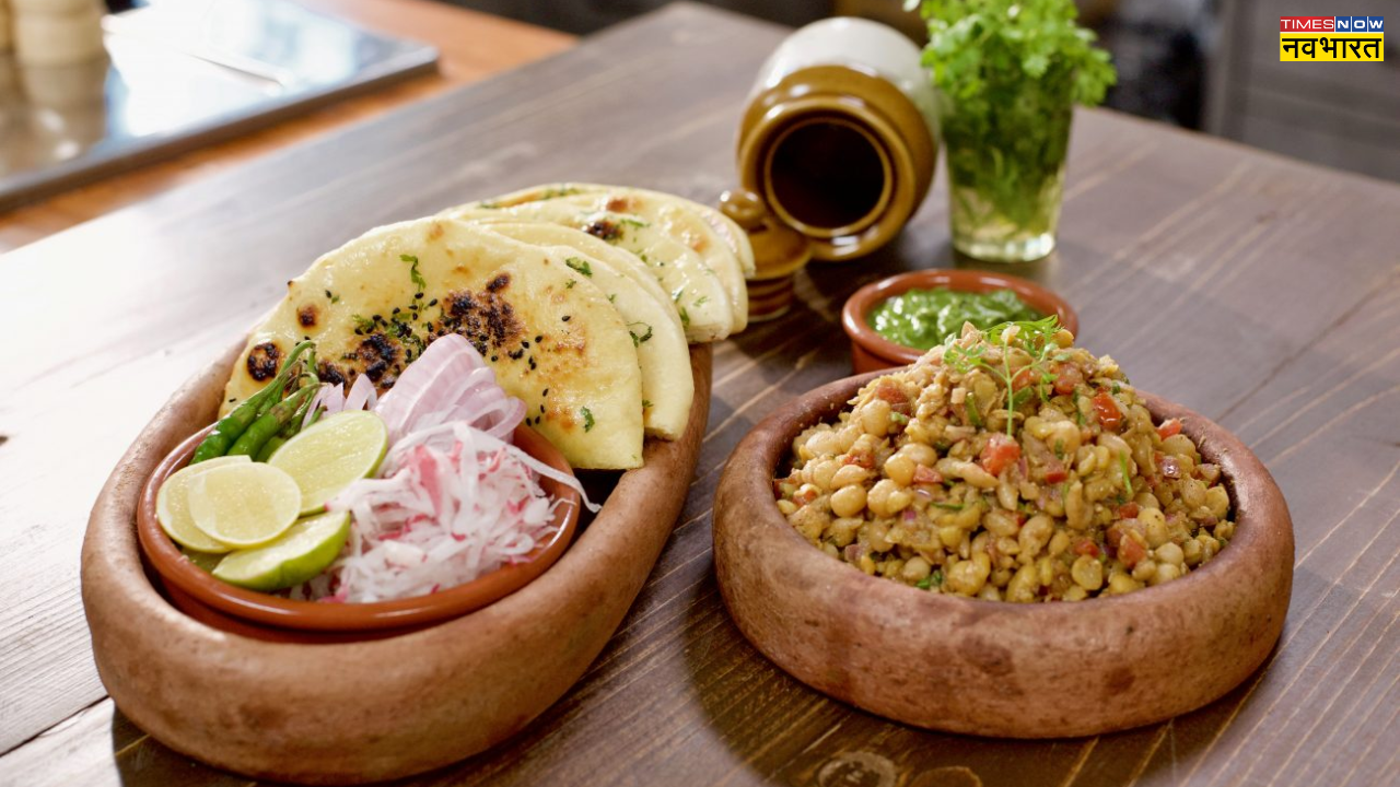 Matar Kulcha Recipe in Hindi (Photo Credit - Chef Kunal Kapur)