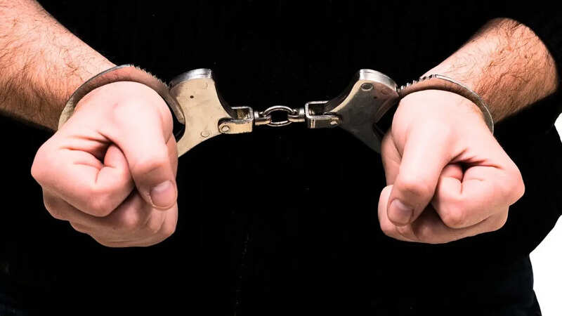 Delhi Police Bust Illegal Call Center (Symbolic Photo: Canva)