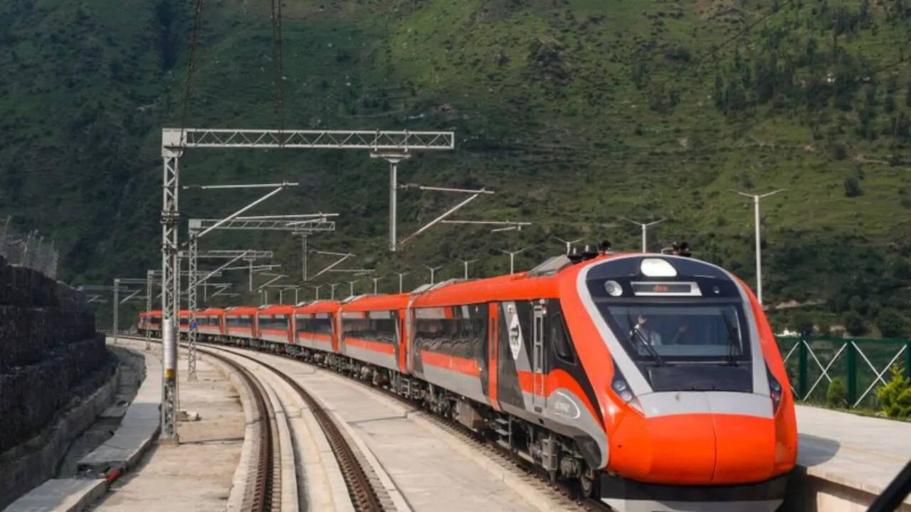 Srinagar Katra vande bharat train