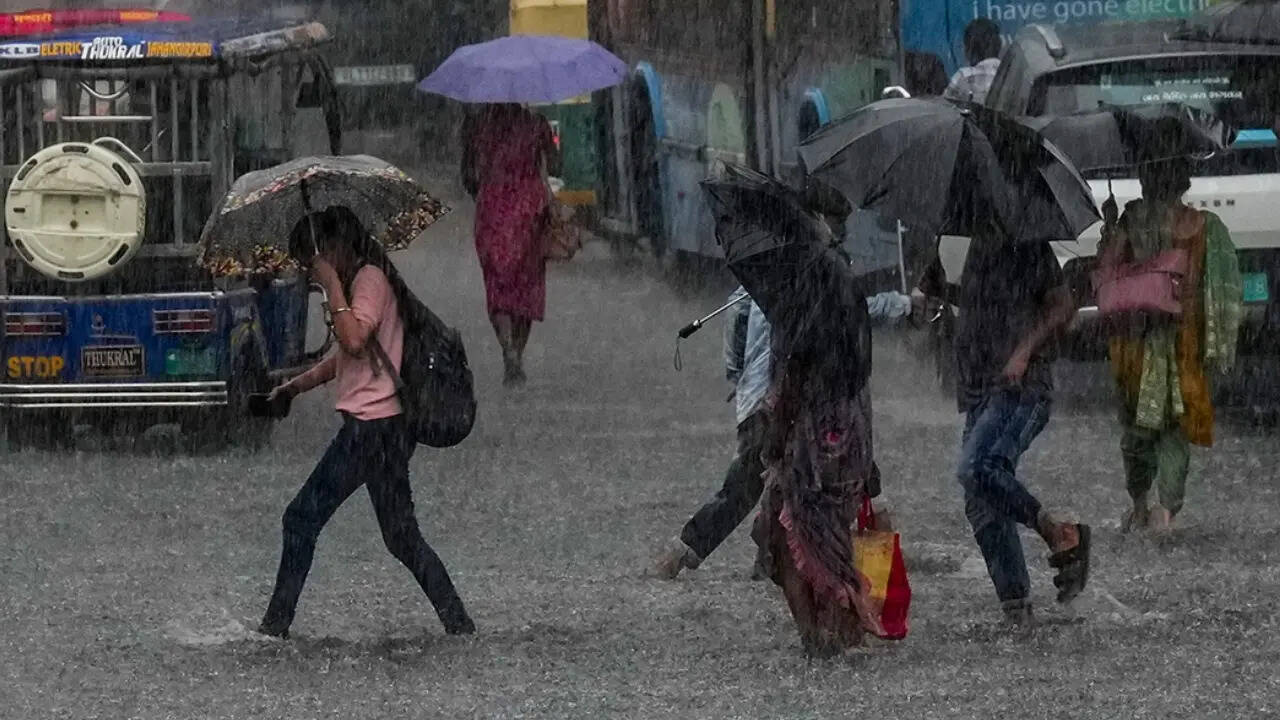 delhi rain today weather update