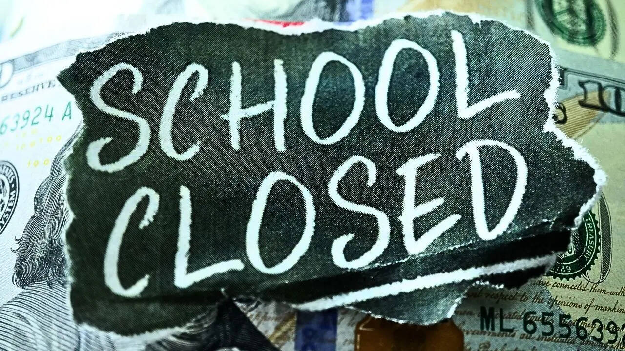 Hoshiarpur School Closed (Symbolic Photo: Canva)