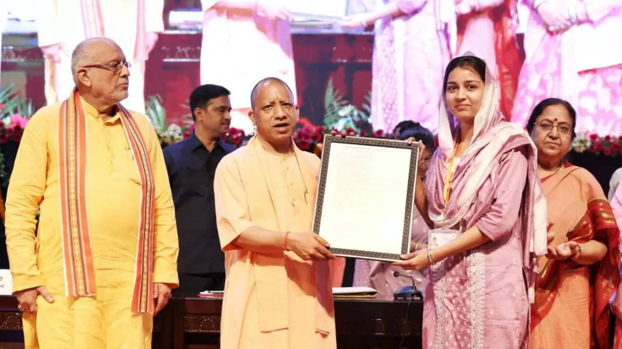 CM Yogi
