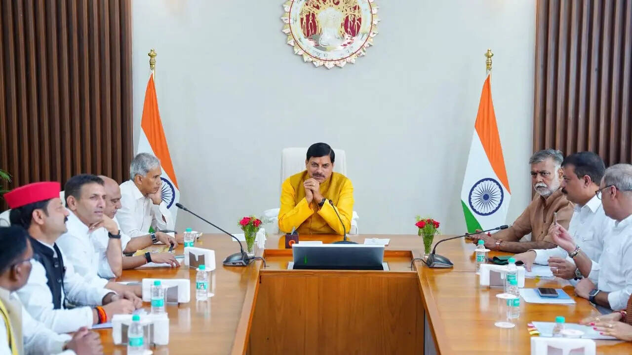 dr Mohan Yadav mp.
