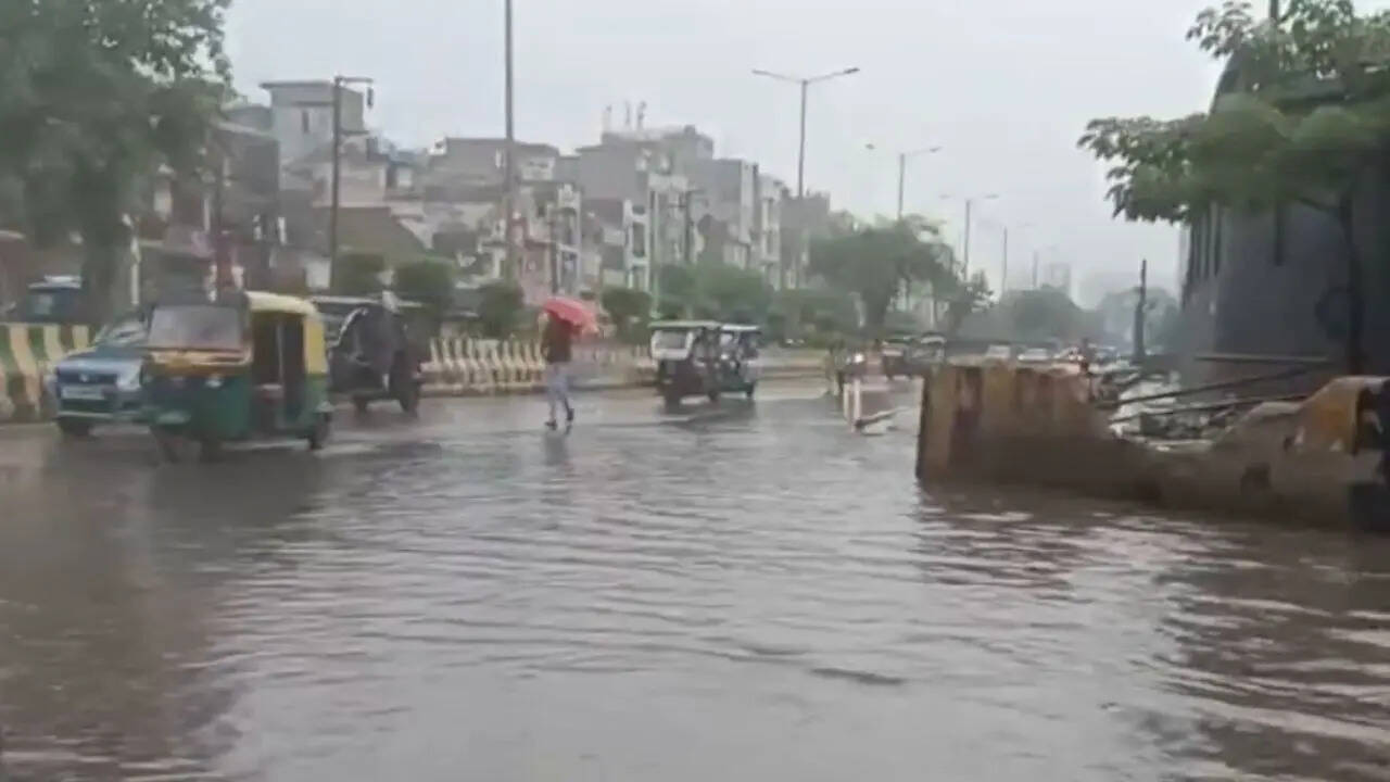 Noida-Greater Noida Rain