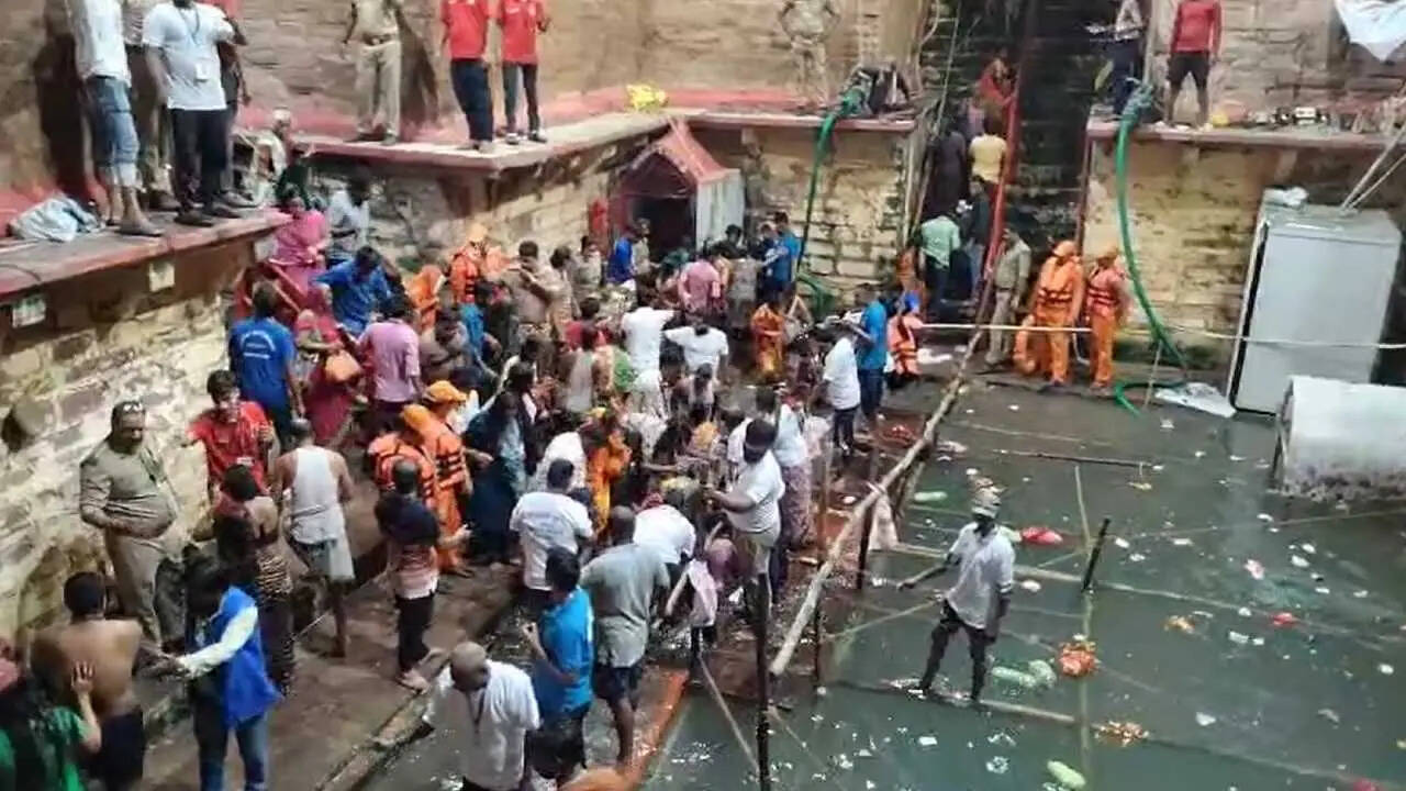 Lolark Kund Varanasi