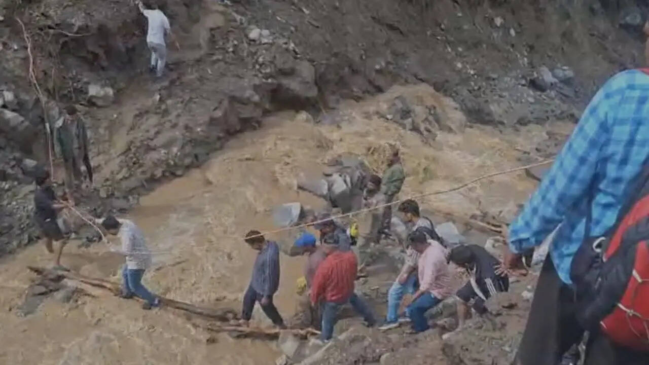 rudraprayag vidhayak cloudburst visit