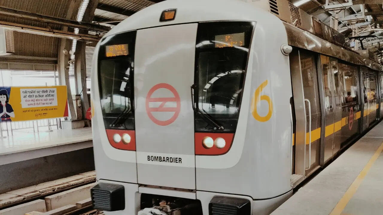 delhi metro thieves gang busted