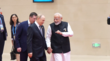 SCO Summit पुतिन का हाथ थामे चलते रहे मोदी फिर चर्चा में मशगूल हुई मोदी-पुतिन-जिनपिंग की तिकड़ी क्या सोच रहे होंगे ट्रंप