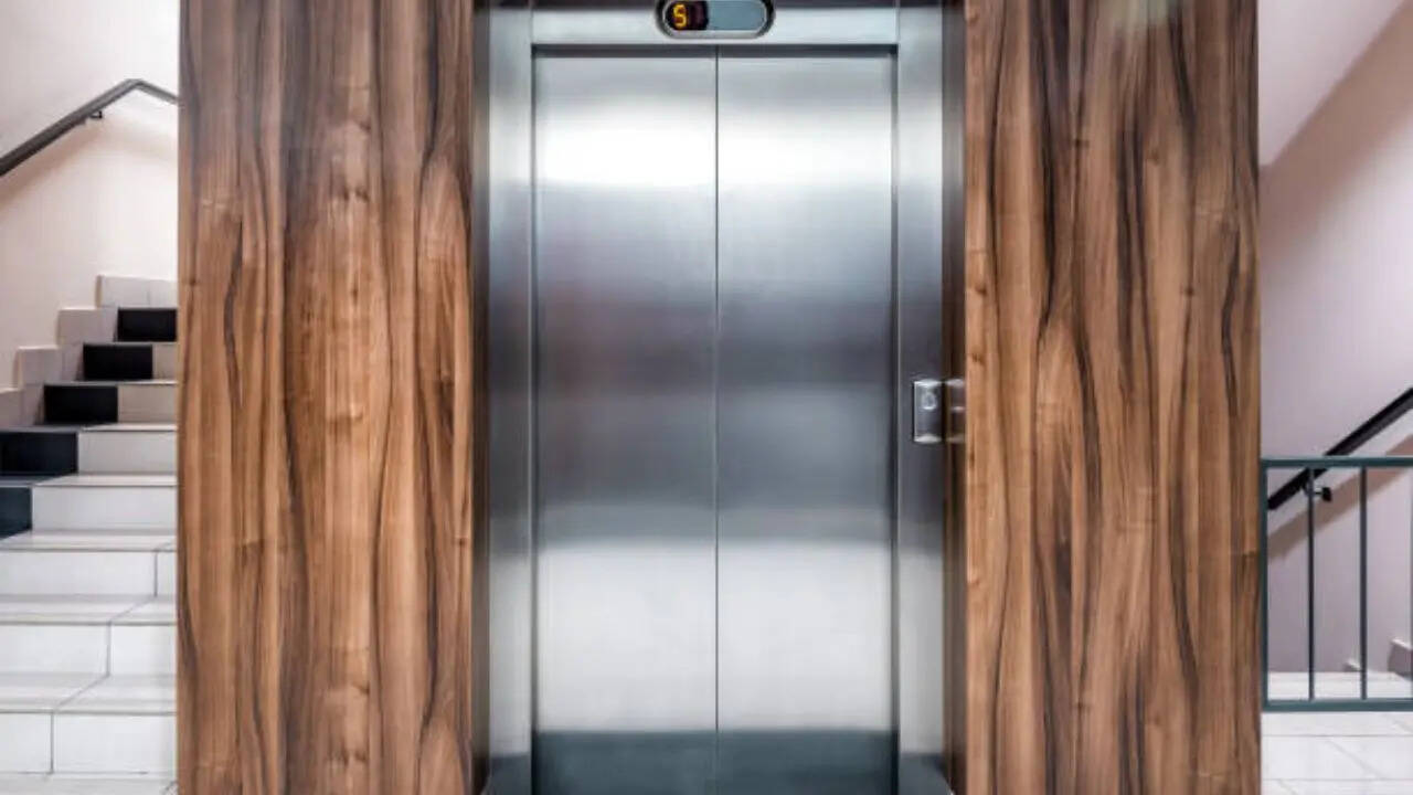 Lift - istock