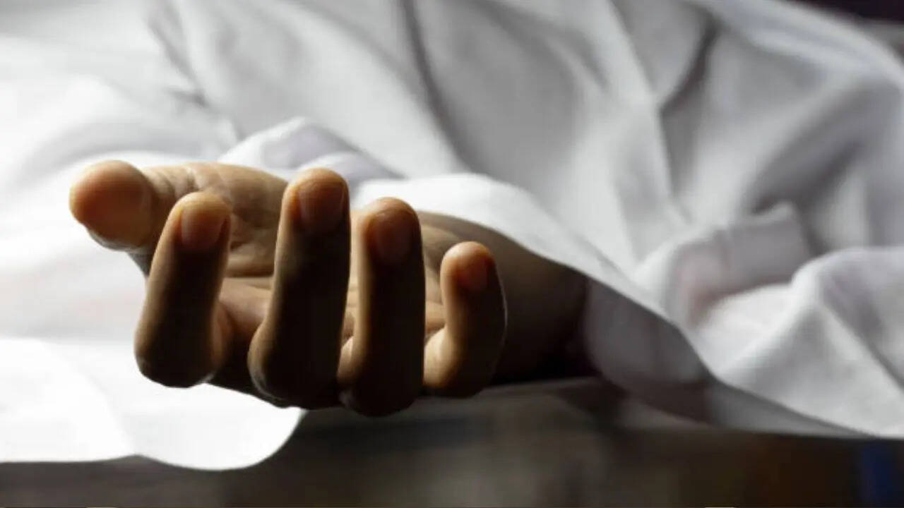Dead Body