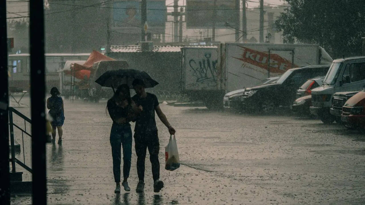 Rain-canva