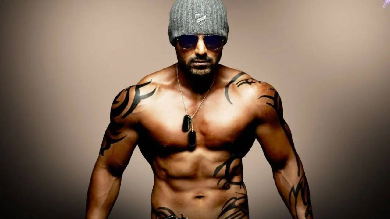 John Abraham Working on Force 3
