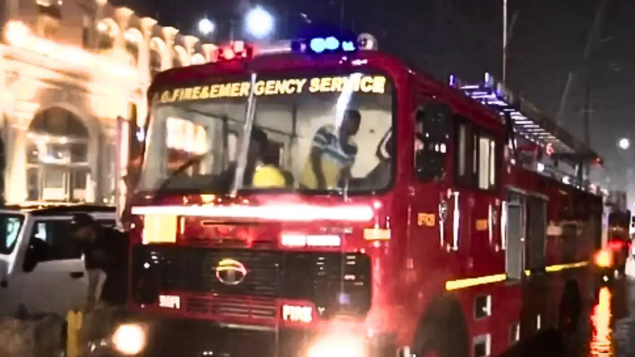 Fire Breaks Out at Babylon Tower in Raipur (Photo: ANI)