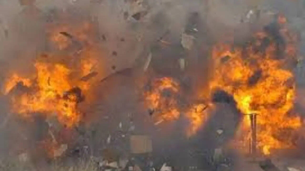 Pakistan blast: पाकिस्तान के बलूचिस्तान में बीएनपी की रैली के बाद आत्मघाती बम विस्फोट में 14 लोगों की मौत, 35 घायल