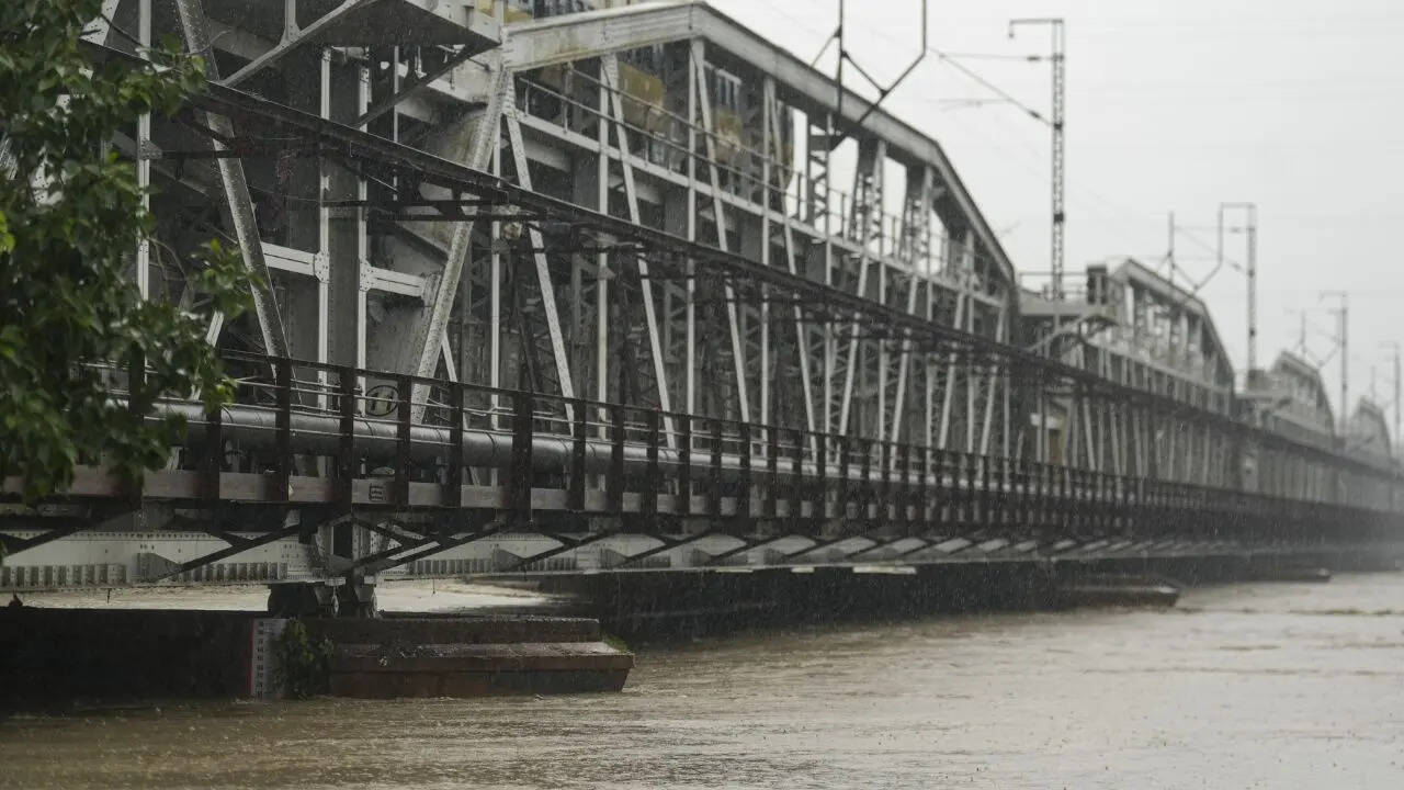 Yamuna delhi - PTI