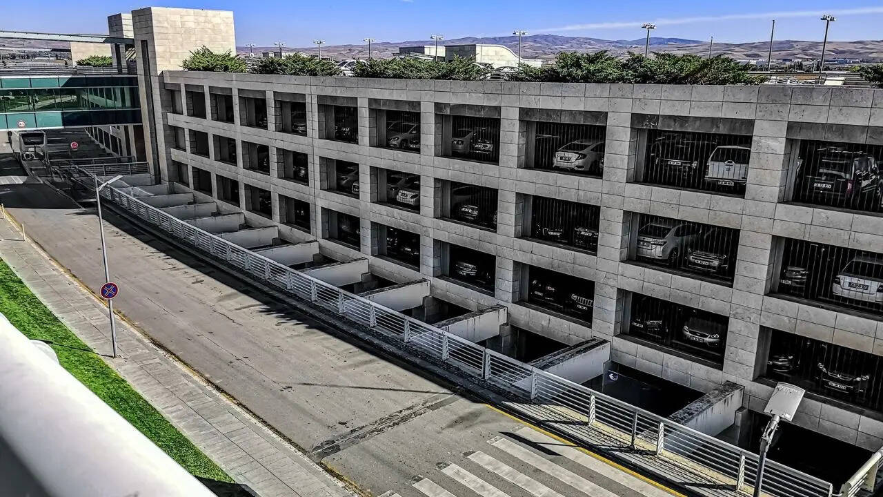 Parking - istock (1)
