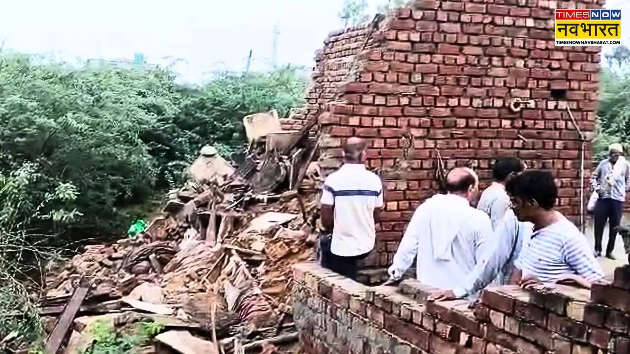 HOUSE COLLAPSE IN BHIWANI