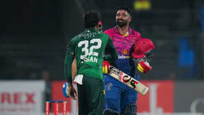 T20I Tri-Series 2025 PAK vs UAE Match Highlights पाकिस्तान ने यूएई को पटखनी देकर फाइनल में की एंट्री अबरार अहमद की फरकी में फंसा यूएई