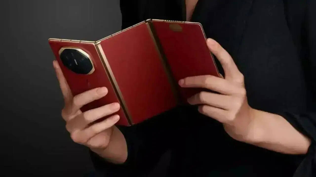 Tri Fold (1)