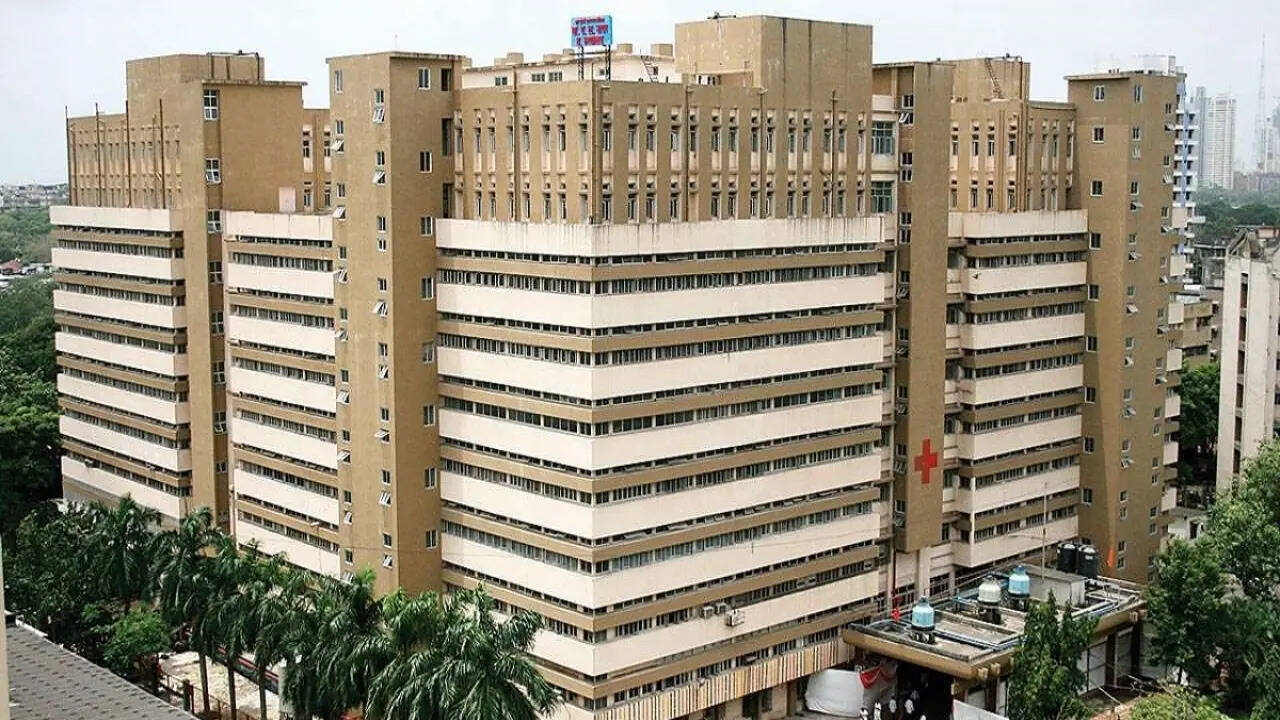 mumbai bomb threat