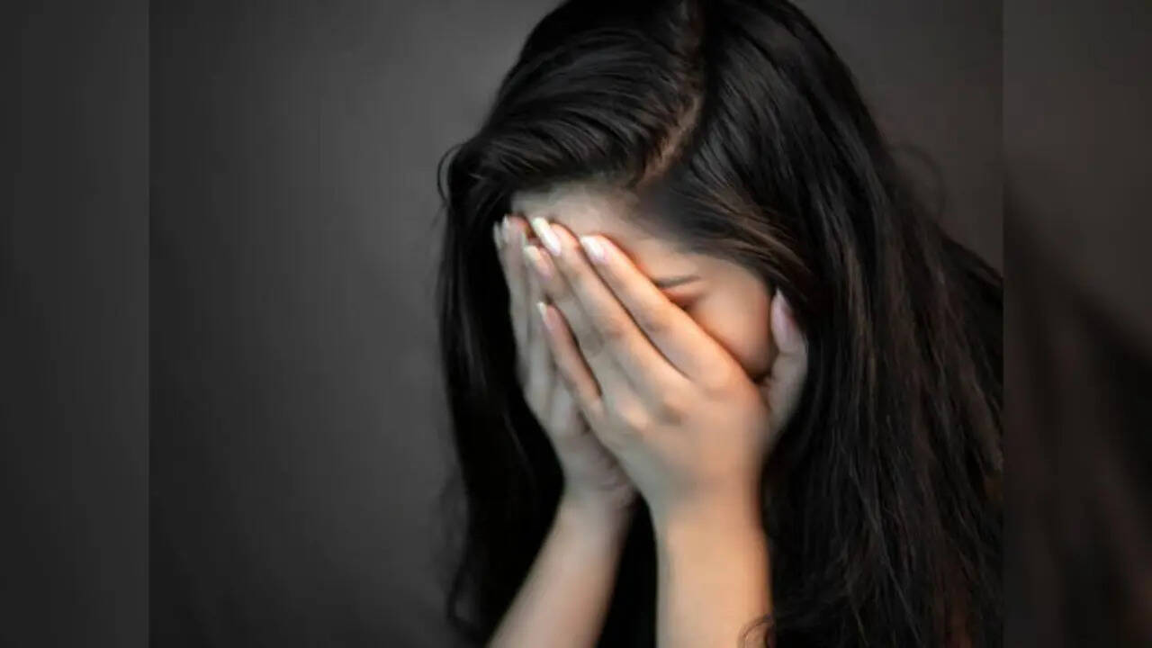 girl physical assault