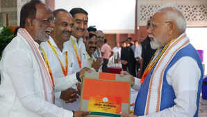 उपराष्ट्रपति चुनाव से पहले PM मोदी का NDA सांसदों से स्वदेशी की अपील BJP सासंदों को मिलेगी ये ट्रेनिंग