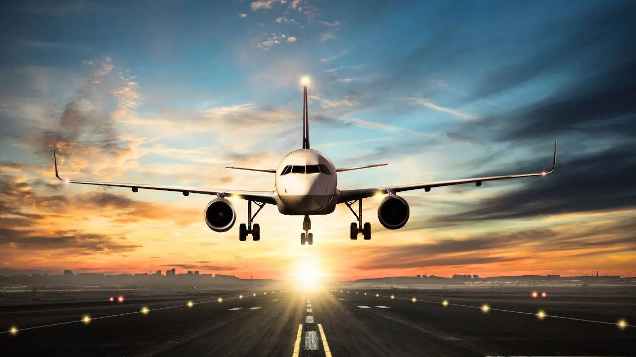 Delhi airport likely to reopen runway RW 1028 (Symbolic Photo: Canva)