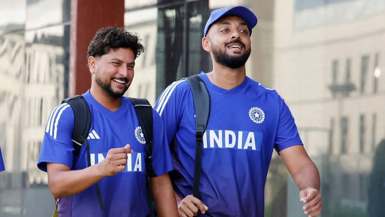 kuldeep Yadav and Varun Chakravarthy
