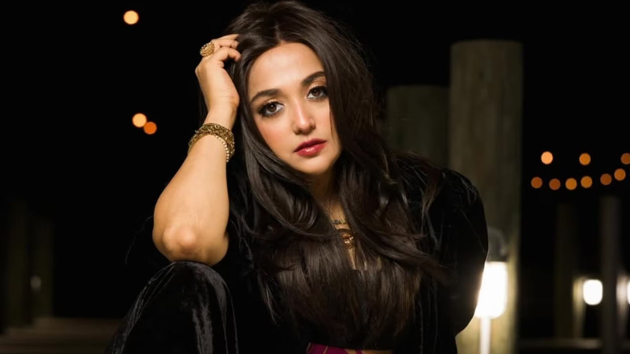 Monali Thakur