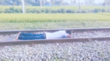 OMG पटरी पर लेटा युवक और ऊपर से सरसराते हुए गुजर गई ट्रेन Video देखकर कांप उठेगी आत्मा