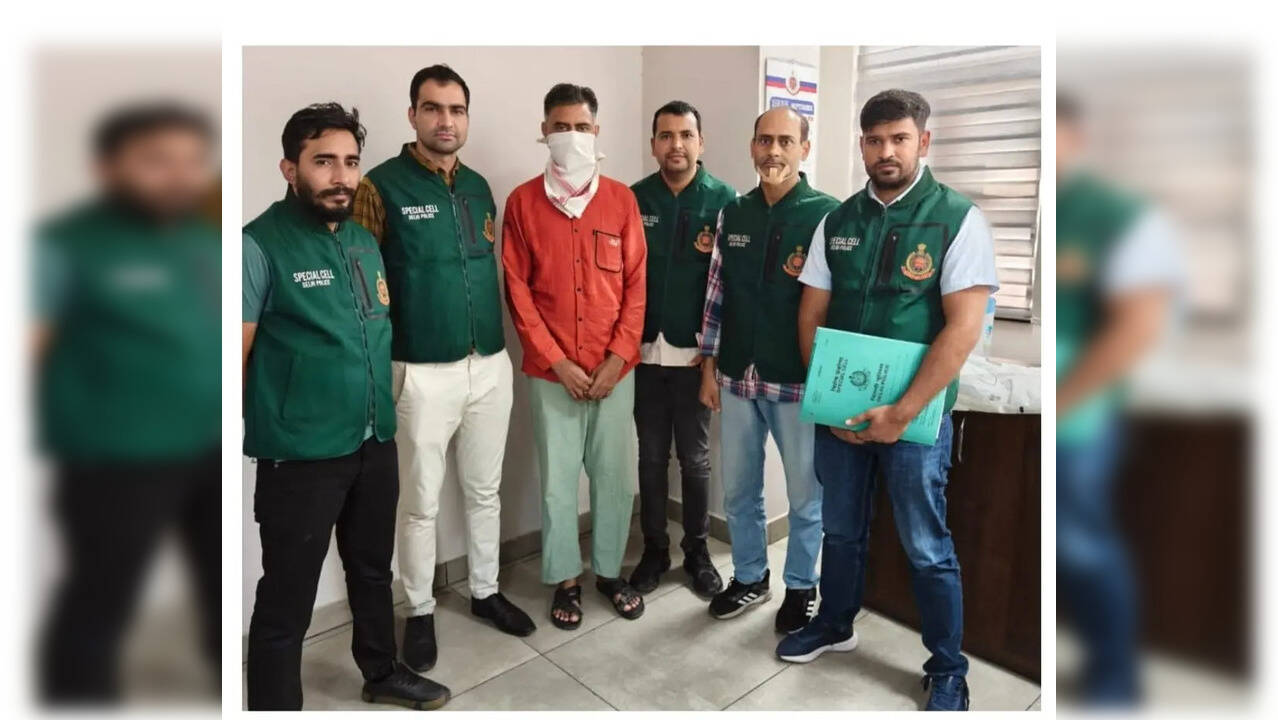 दिल्ली पुलिस ने ISI जासूसी नेटवर्क का किया भंडाफोड़; नेपाल के नागरिक गिरफ्तार, स्पेशल सेल ने किया खुलासा