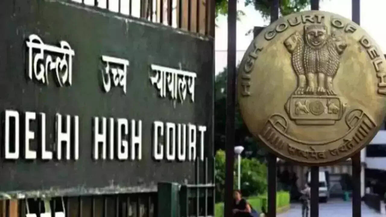 Karishma Kapoor Children moves Delhi Highcourt