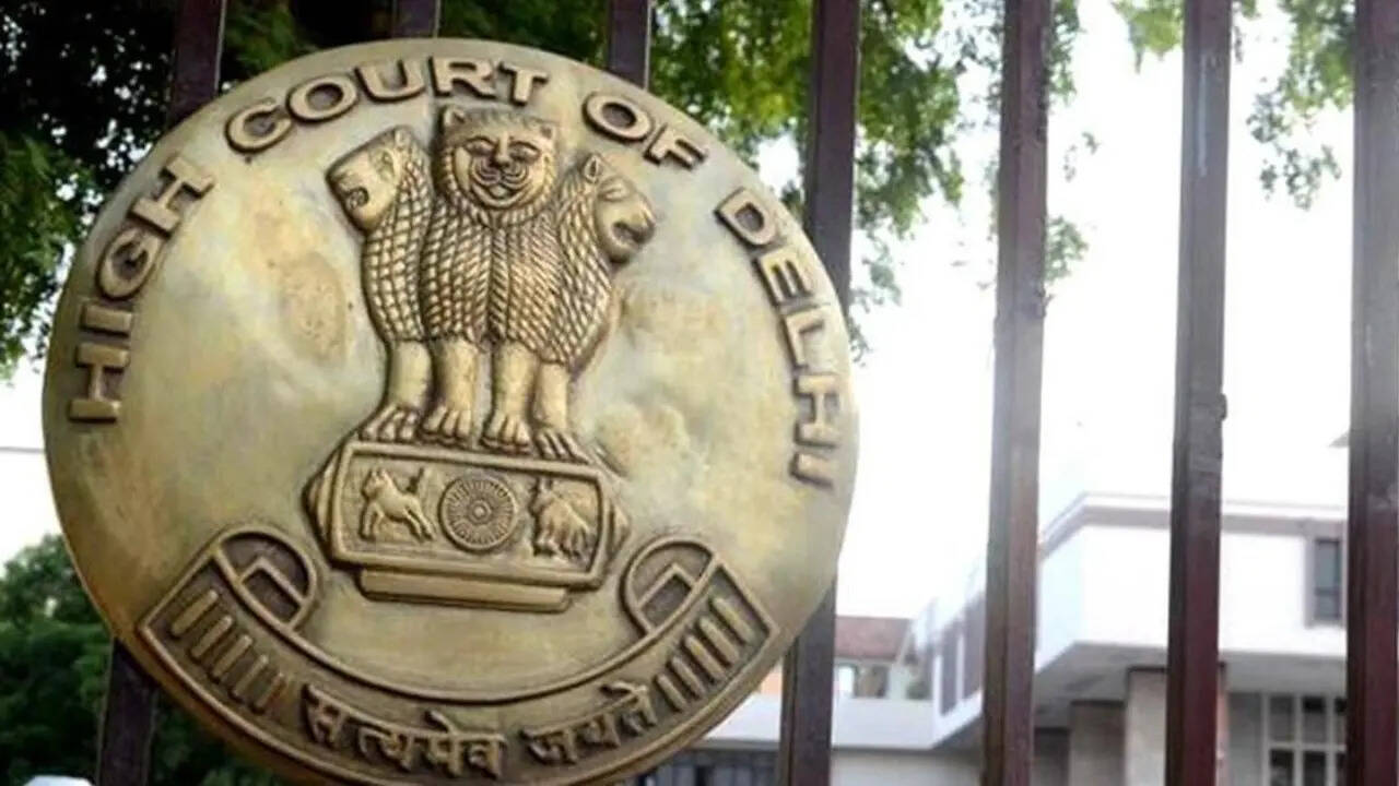delhi hc bomb threat