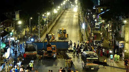 Elphinstone Bridge: मुंबई का ब्रिटिशकालीन 125 साल पुराना एल्फिंस्टन रोड पुल टूटना शुरू, 18 महीनों तक रहेगा बंद