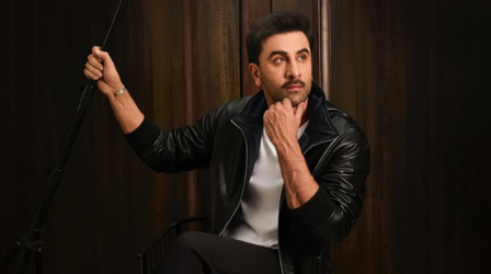 'द बैड्स ऑफ बॉलीवुड' में एक सीन के चलते रणबीर कपूर की बढ़ीं मुश्किलें, ह्यूमन राइट्स कमीशन ने लगाई लताड़