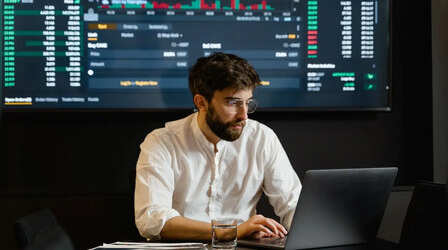 Share Market Closing: Sensex-Nifty में आखिरी घंटे की धमाकेदार रिकवरी, निफ्टी 24,893 के पार बंद