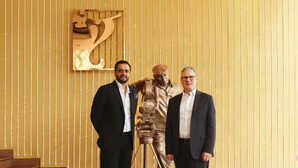 2026 से ब्रिटेन में बनेंगी यशराज फिल्म्स की तीन बड़ी फ़िल्में, ब्रिटिश प्रधानमंत्री कीर स्टार्मर ने मुंबई में की घोषणा