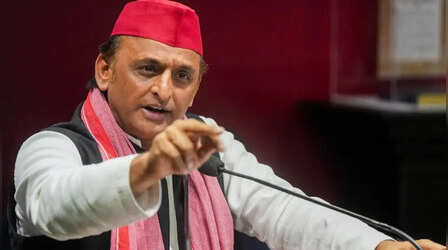 फेसबुक अकाउंट सस्पेंड होने पर अखिलेश ने दी सफाई, बोले-सच्ची घटना पर था पोस्ट