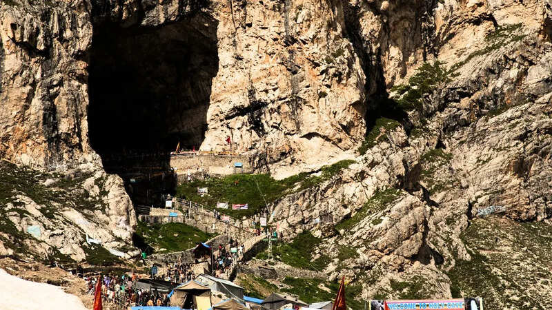Amarnath Cave (Photo: Canva)