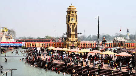 Haridwar: गंगा में अचानक बढ़े जलस्तर से फंसे श्रद्धालु; जल पुलिस के साहस से सभी हुए सुरक्षित रेस्क्यू