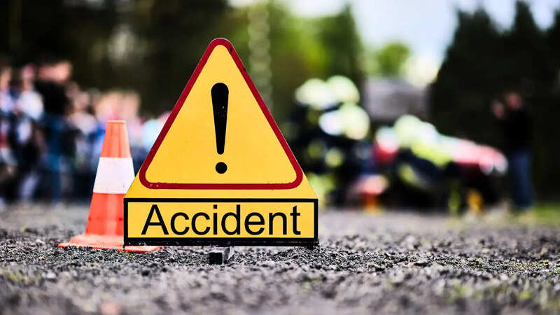 Two Motorcycles Collide Head-On in Badaun (Symbolic Photo: Canva)