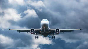 Flight Ticket Cancellation: हवाई यात्रा करने वाले यात्रियों के लिए खुशखबरी, अब फ्री में कैंसिल कर सकेंगे टिकट