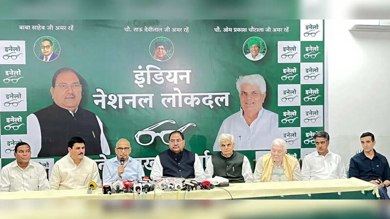 Haryana News: पूर्व कैबिनेट मंत्री संपत सिंह इनेलो में हुए शामिल, कहा- कांग्रेस में मेरे 16 साल खराब हुए