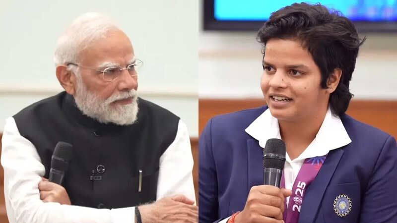 PM Modi Interaction With Indian women cricket team, Shafali Verma Answers