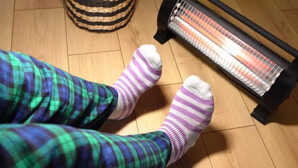 सर्दियों में रूम हीटर का करने वाले हैं इस्तेमाल तो भूलकर भी न करें ये गलतियां, हो सकता है जान-माल का नुकसान