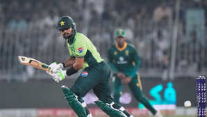 PAK vs SA 3rd ODI: बाबर आजम ने पाई बड़ी उपलब्धि, अंतरराष्ट्रीय क्रिकेट में पूरे किए 15 हजार रन