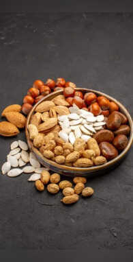 बादाम-अखरोट से भी ज्यादा ताकतवर ये सफेद मेवा देगा फौलादी ताकत